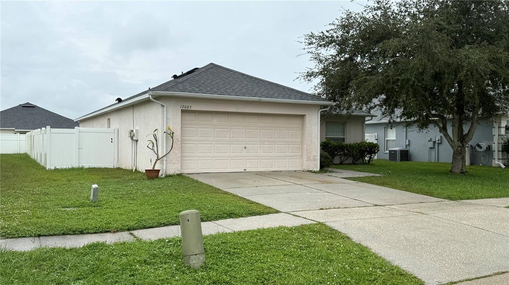 Photo of 12005 Bridge Point Lane, Riverview, FL 33579 (MLS # TB8559036)