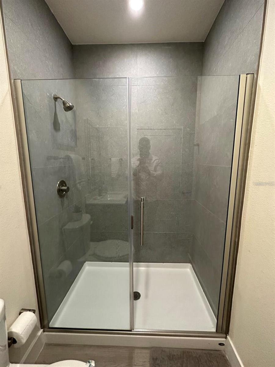 HIDDEN FOREST AT SILVER CREEK - Residential Lease