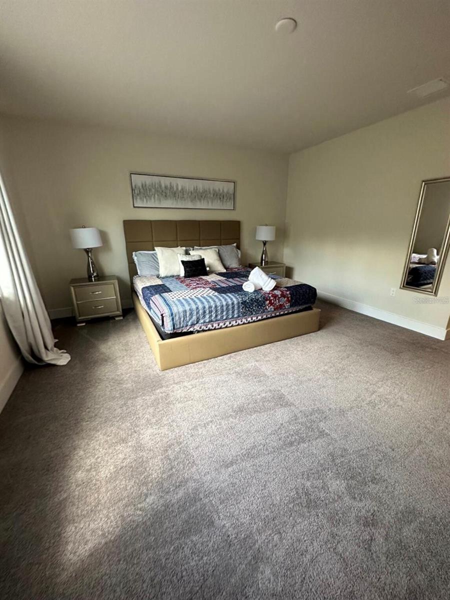 HIDDEN FOREST AT SILVER CREEK - Residential Lease