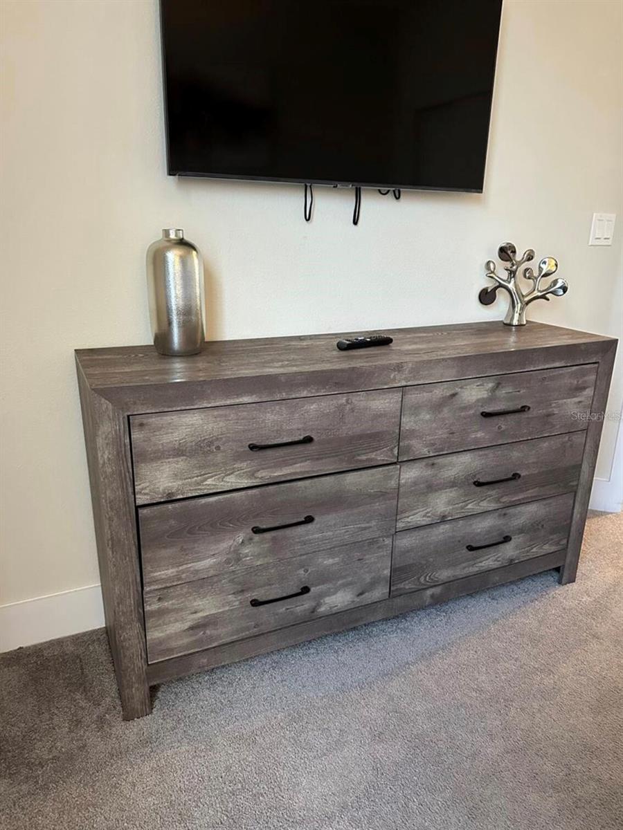 HIDDEN FOREST AT SILVER CREEK - Residential Lease