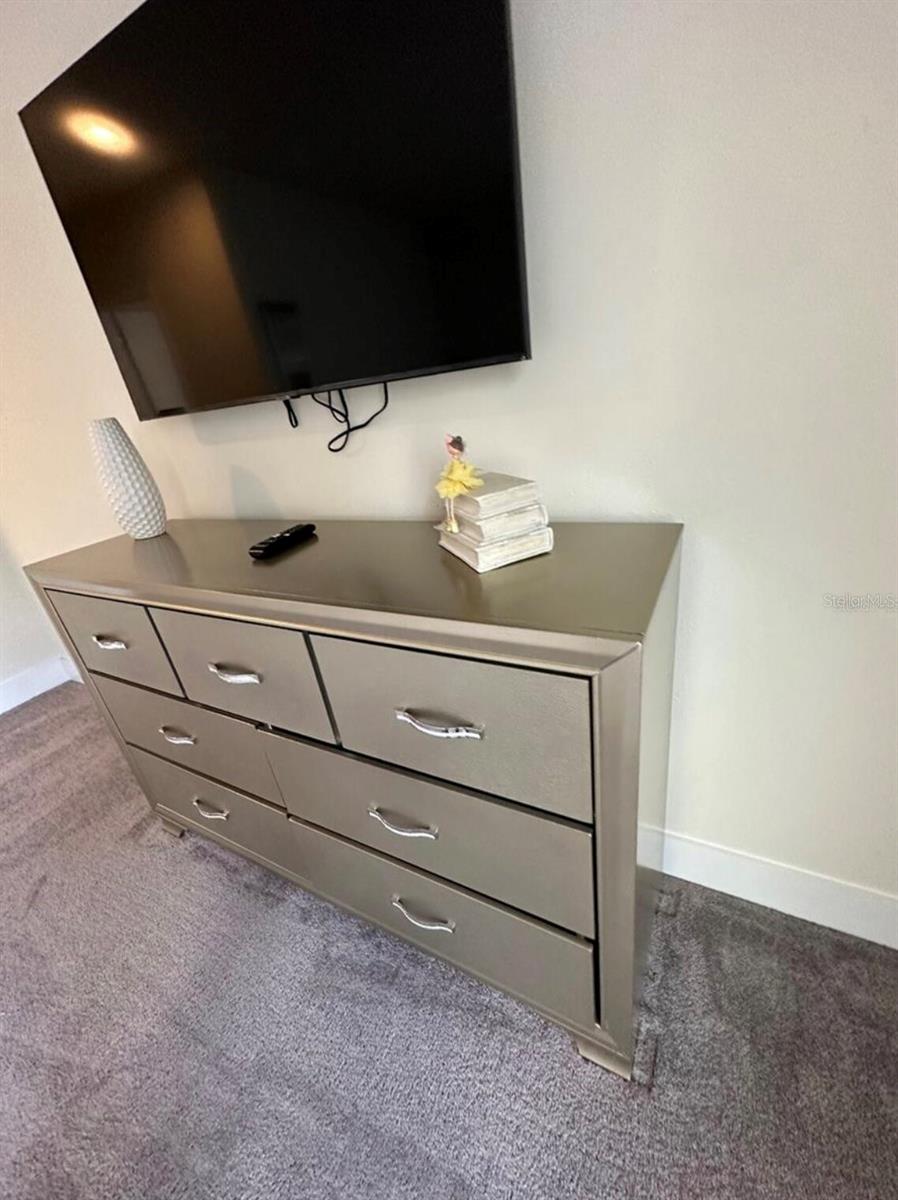 HIDDEN FOREST AT SILVER CREEK - Residential Lease