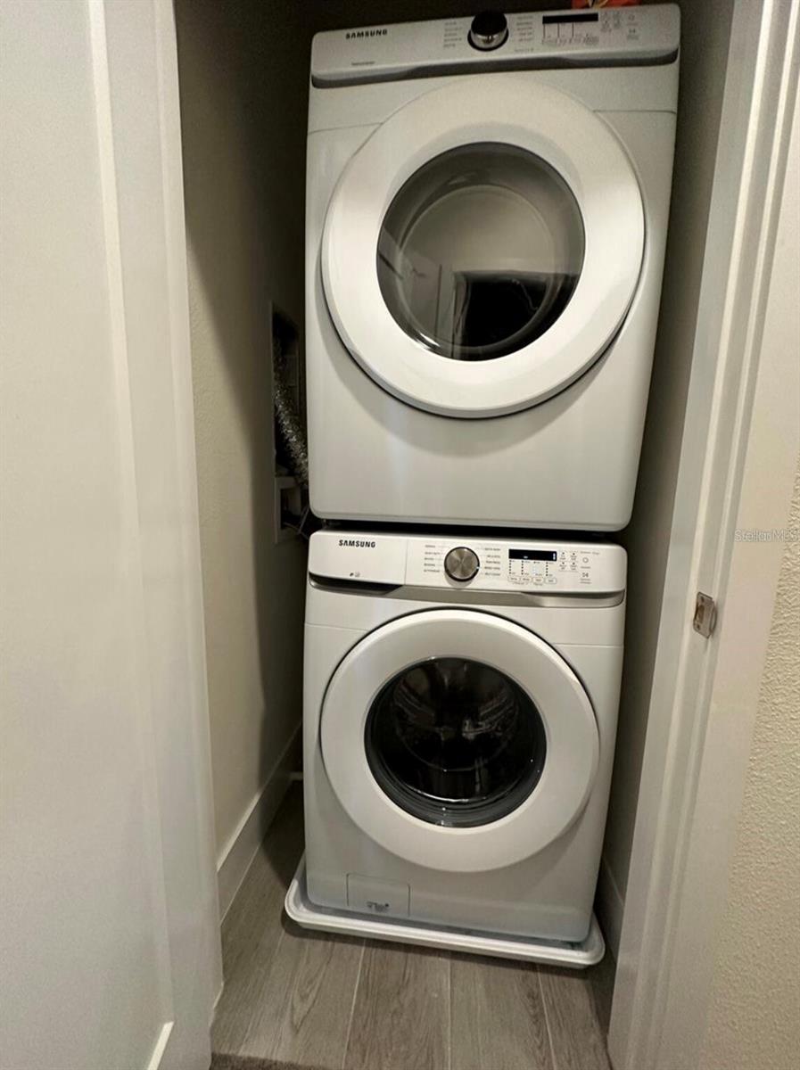 HIDDEN FOREST AT SILVER CREEK - Residential Lease