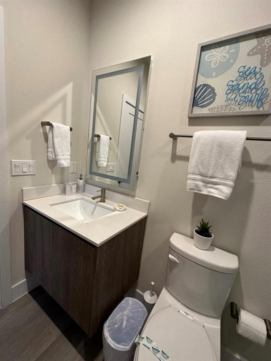 HIDDEN FOREST AT SILVER CREEK - Residential Lease