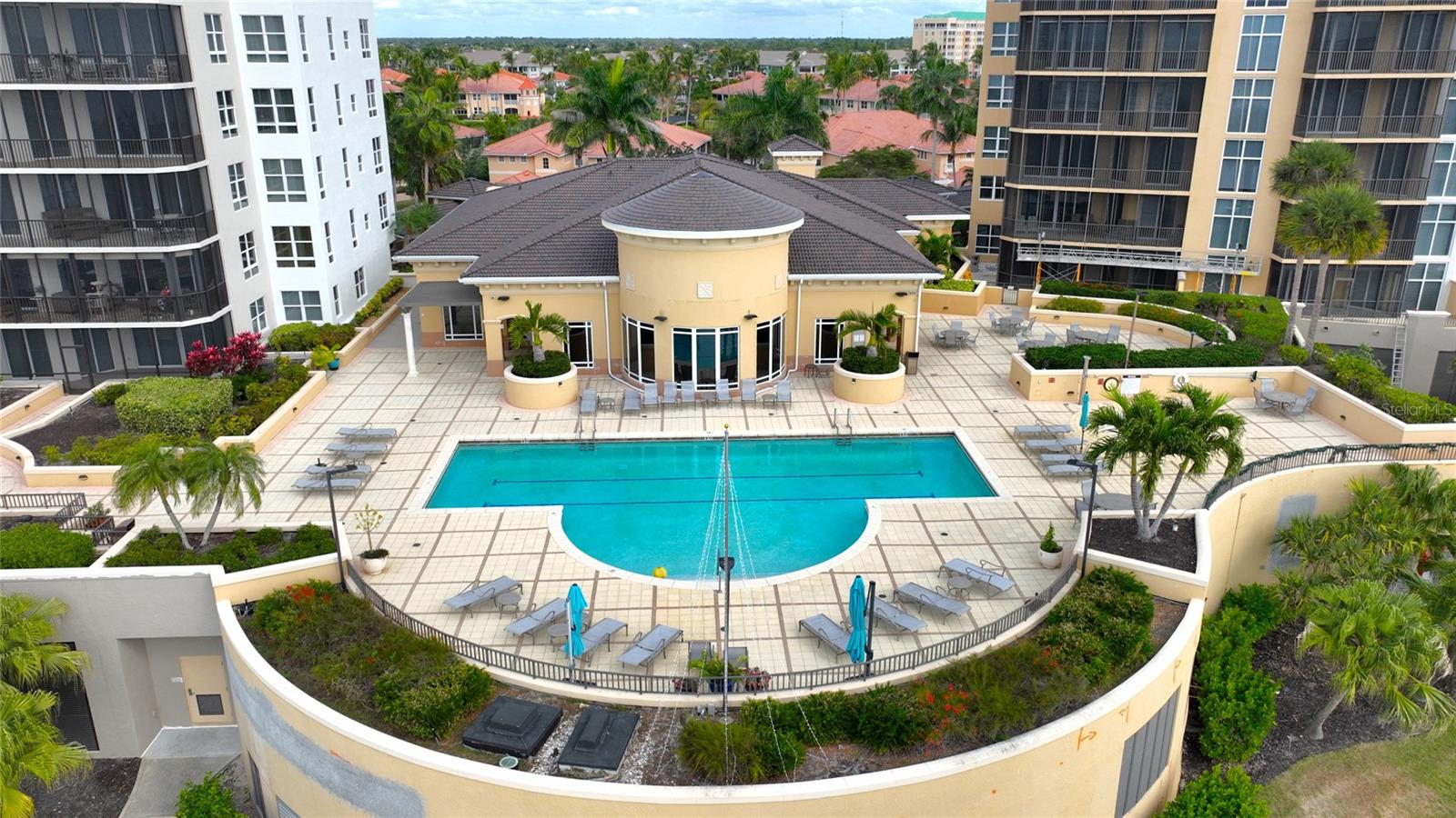 GRANDE ISLE TWRS I & II PH II - Residential