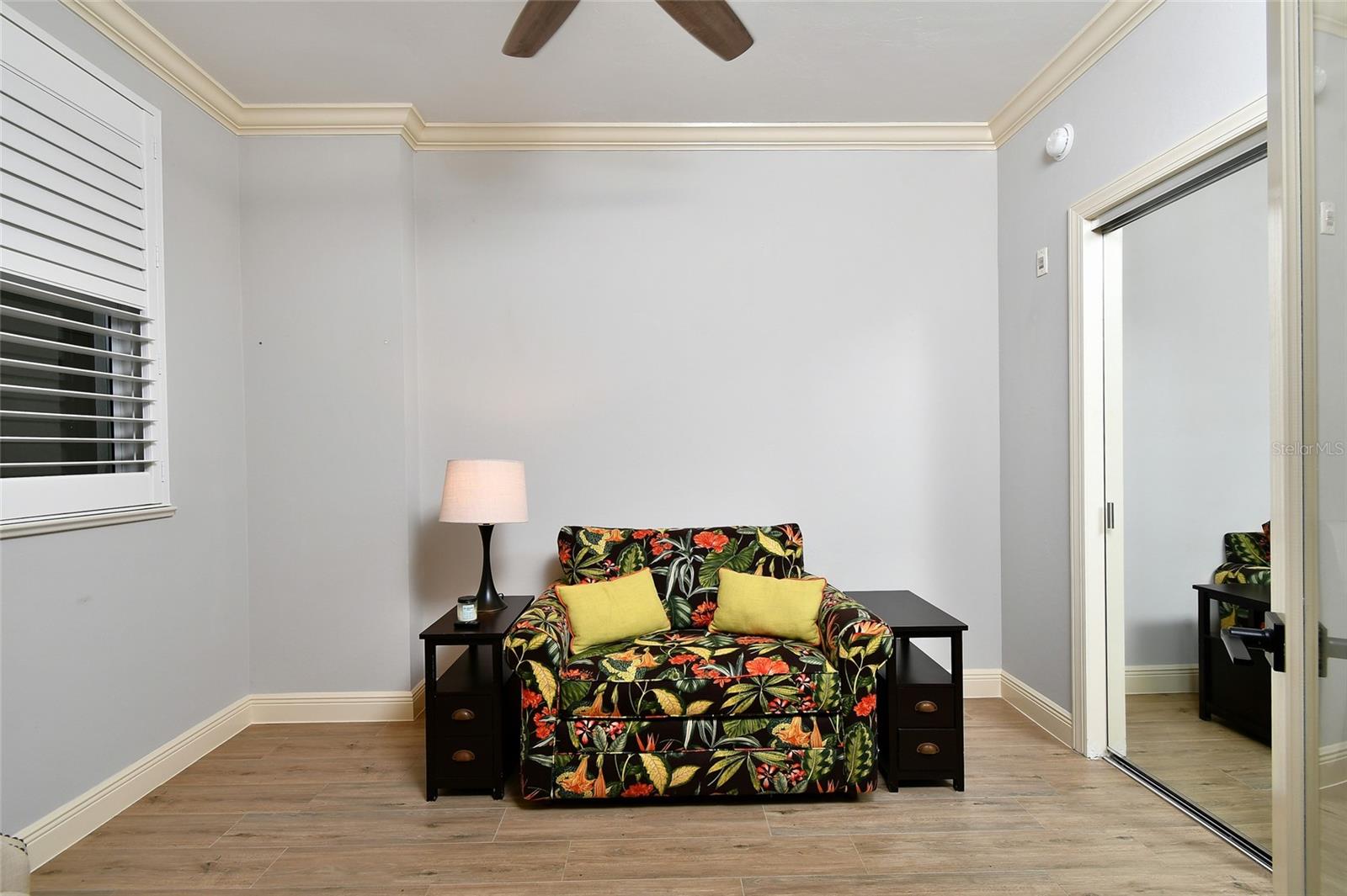 GRANDE ISLE TWRS I & II PH II - Residential