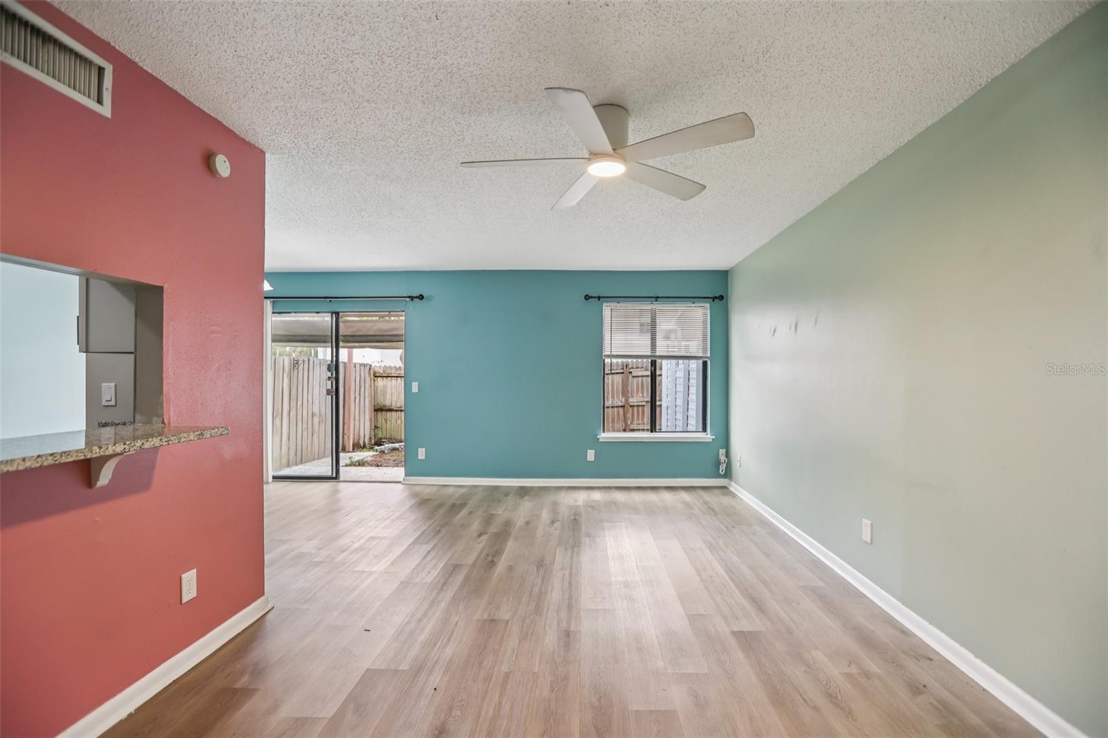 CARLYLE GARDEN TWNHMS A CON - Residential