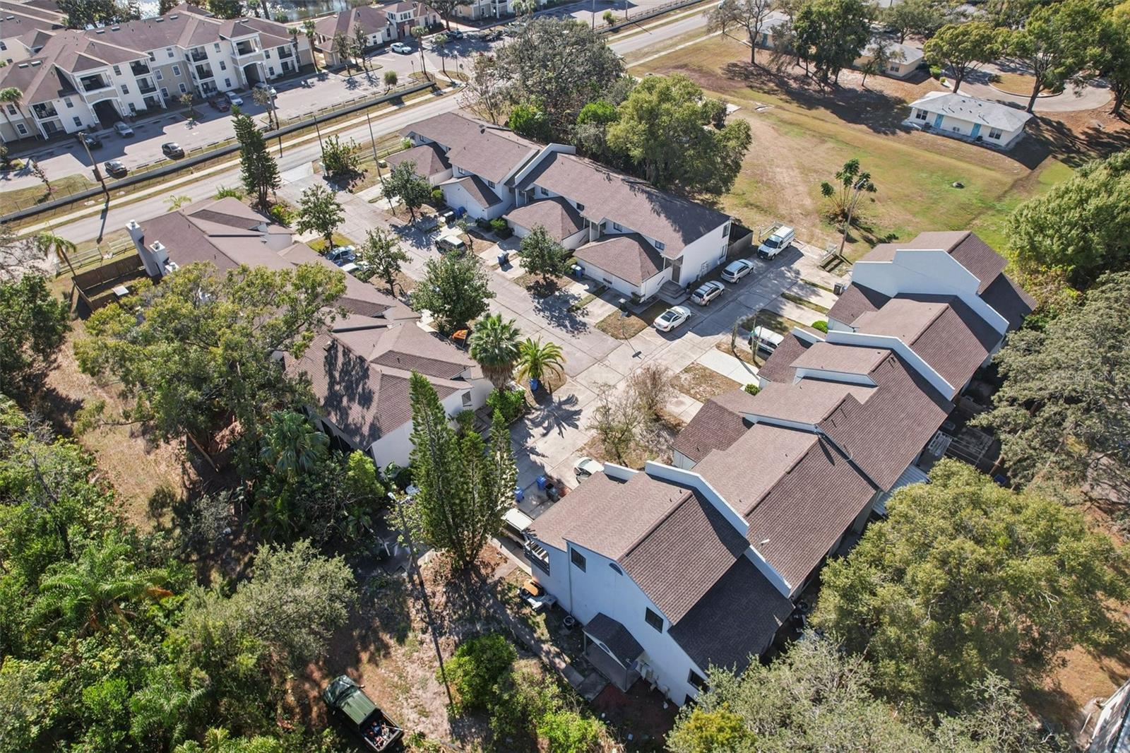 CARLYLE GARDEN TWNHMS A CON - Residential