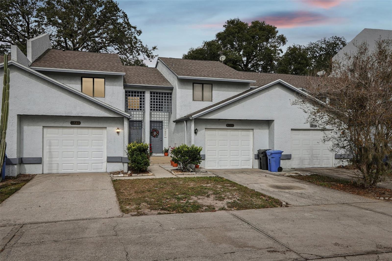 CARLYLE GARDEN TWNHMS A CON - Residential