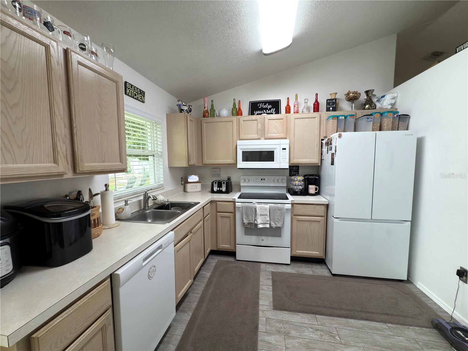 MINNEOLA SUNSET SHORES SUB - Residential