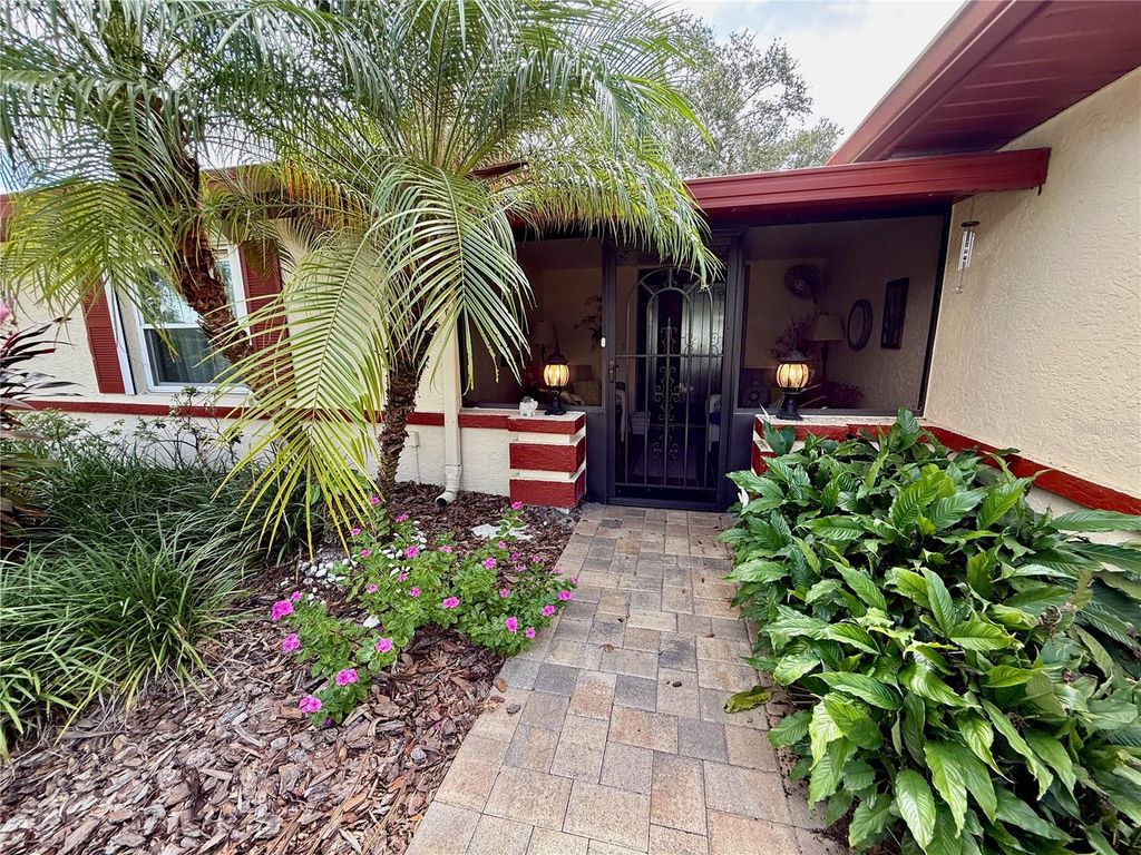 Photo of 2526 Lonigan Place, Sun City Center, FL 33573 (MLS # TB8431821)