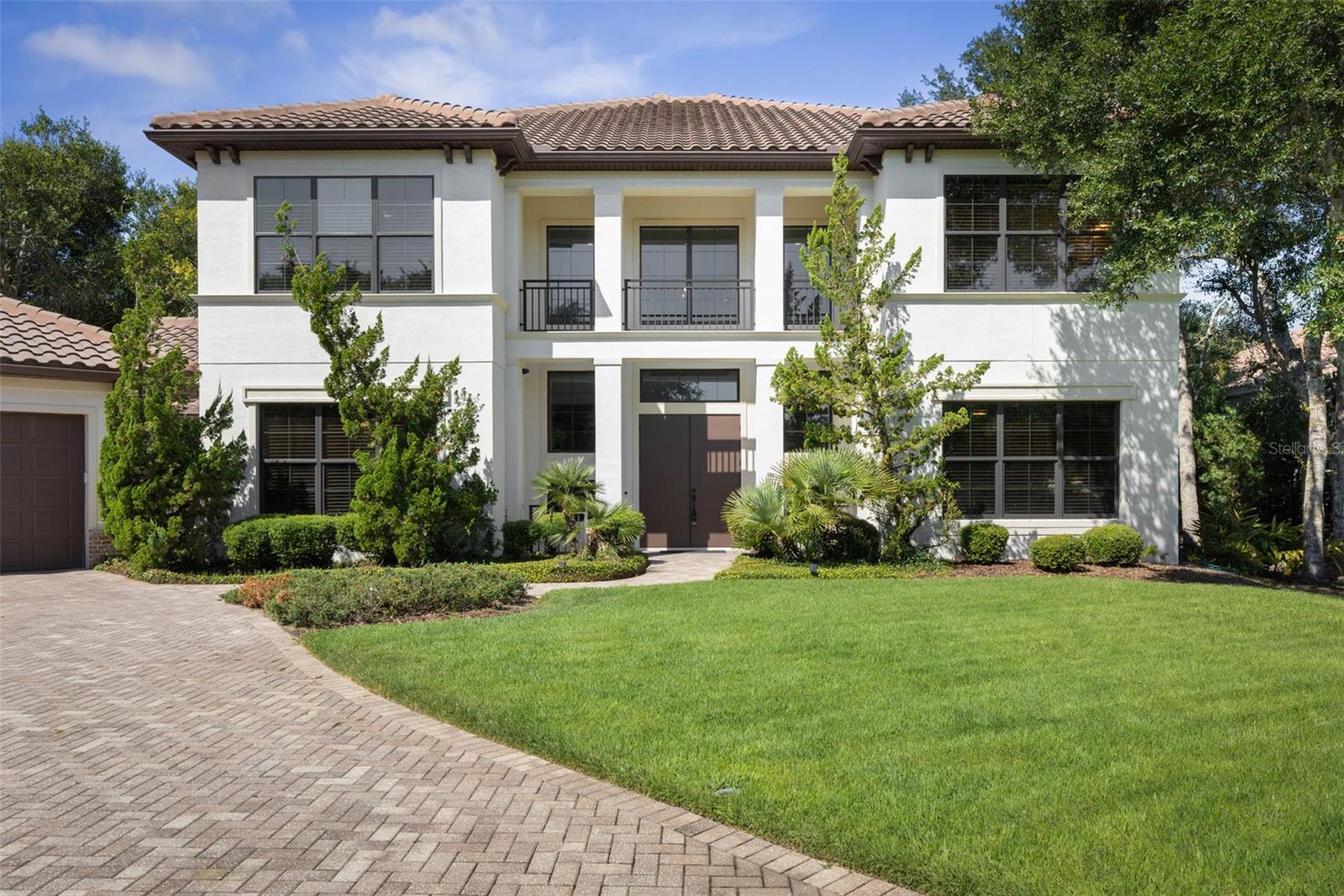 7 SPANISH OAKS COURT