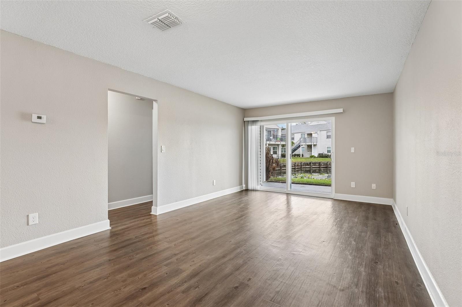 DOCKSIDE CONDO - Residential