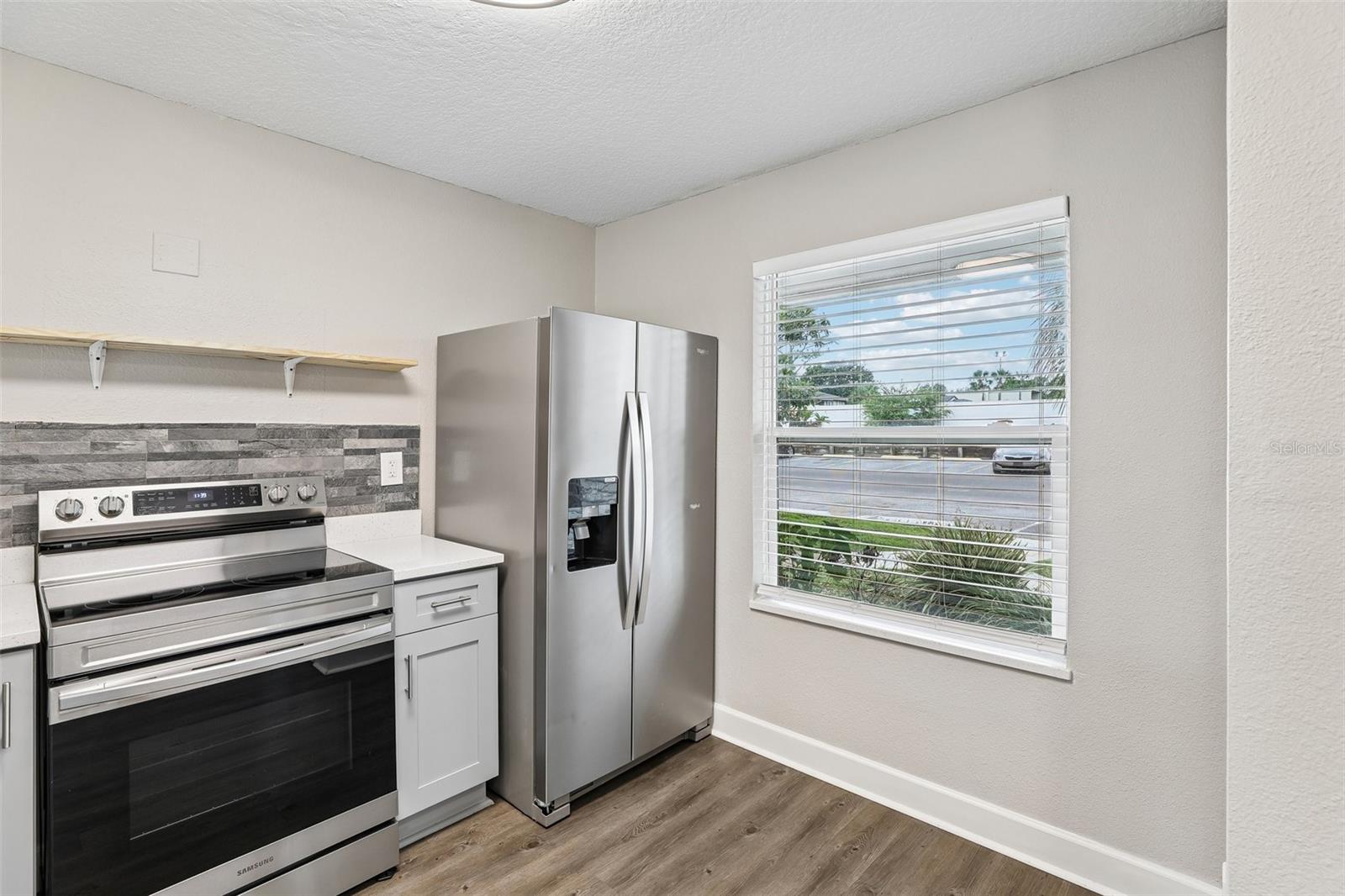 DOCKSIDE CONDO - Residential