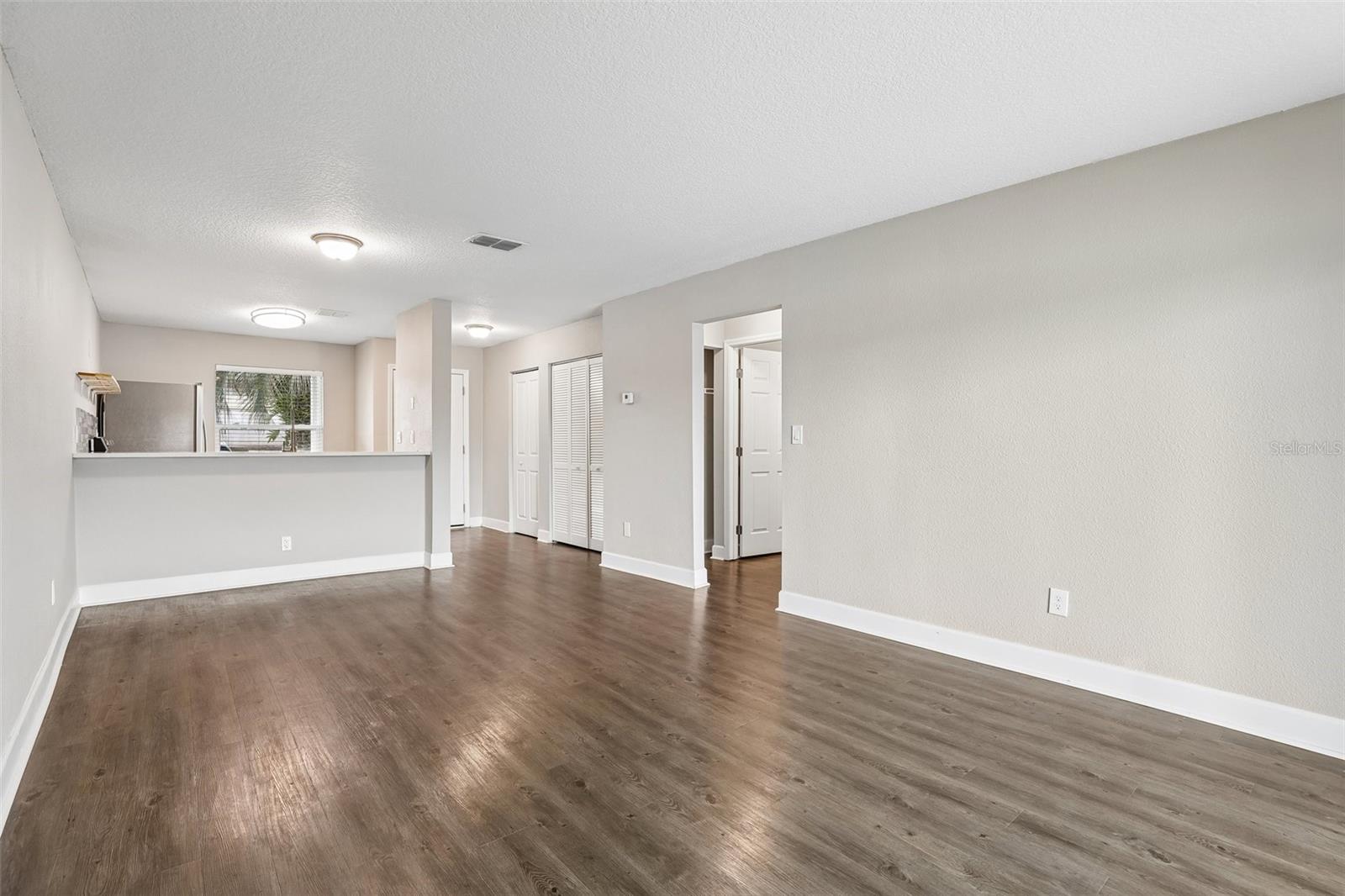 DOCKSIDE CONDO - Residential