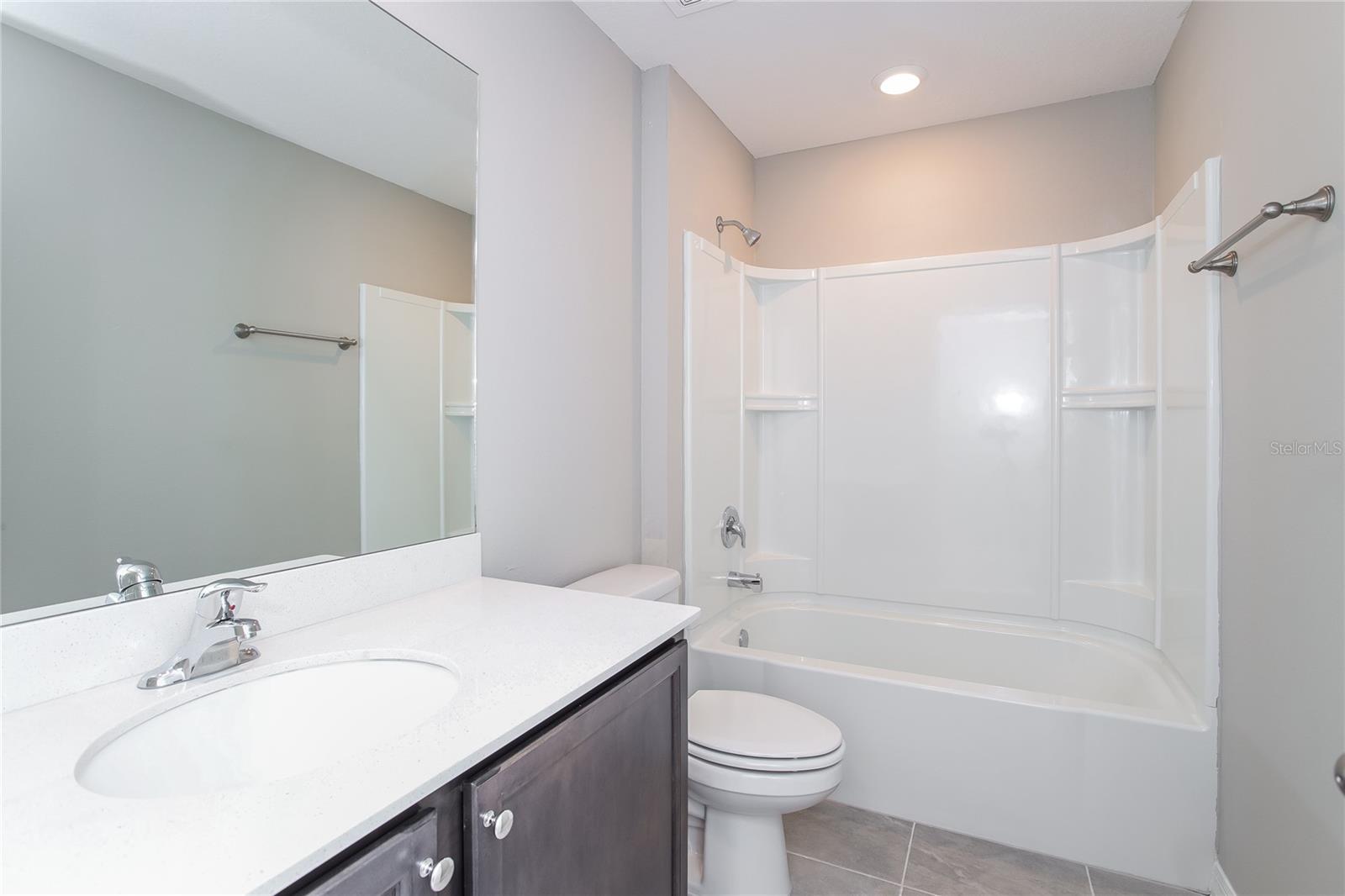 RIDGE AT SWAN LAKE - Residential Lease