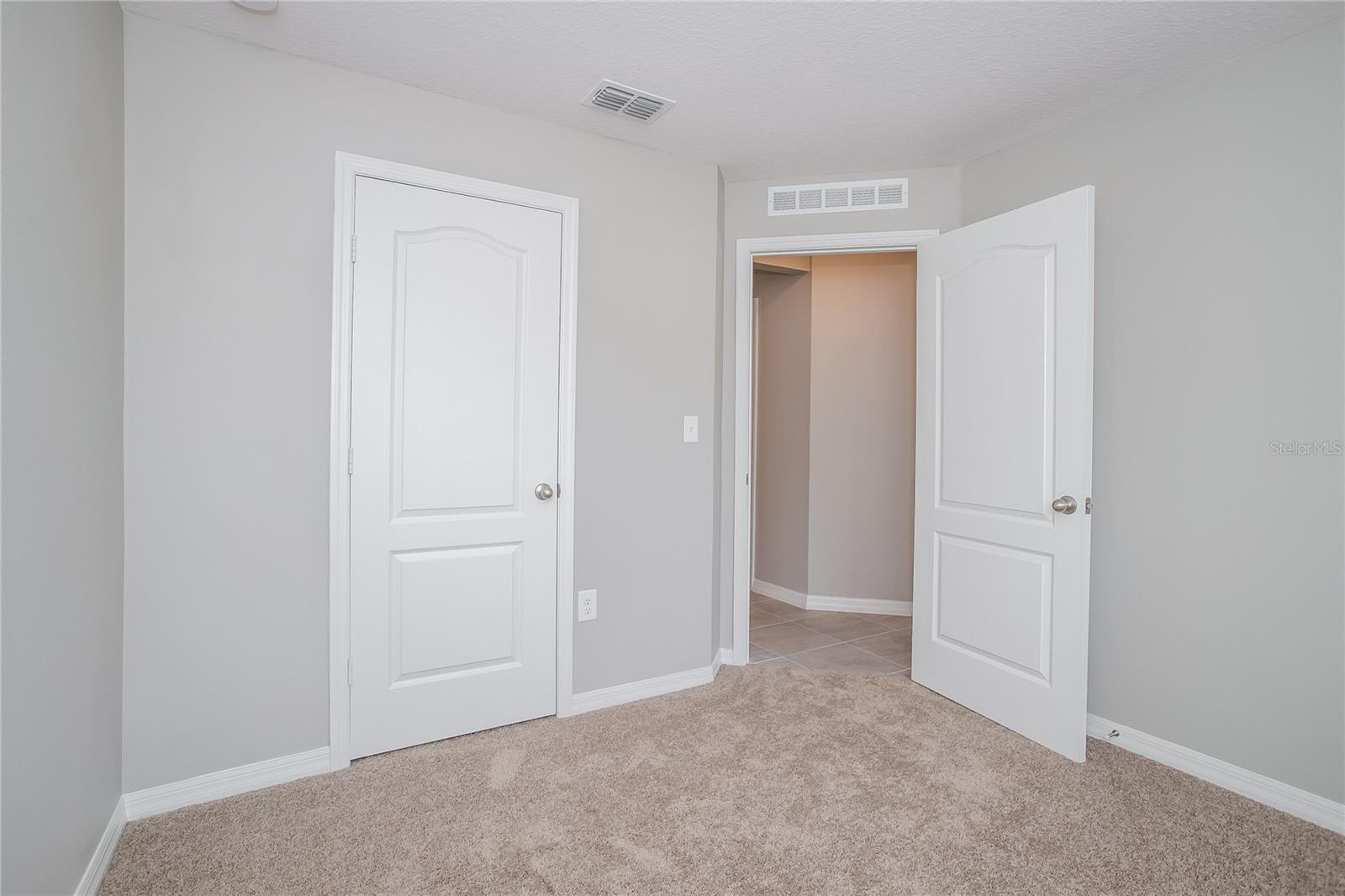 RIDGE AT SWAN LAKE - Residential Lease