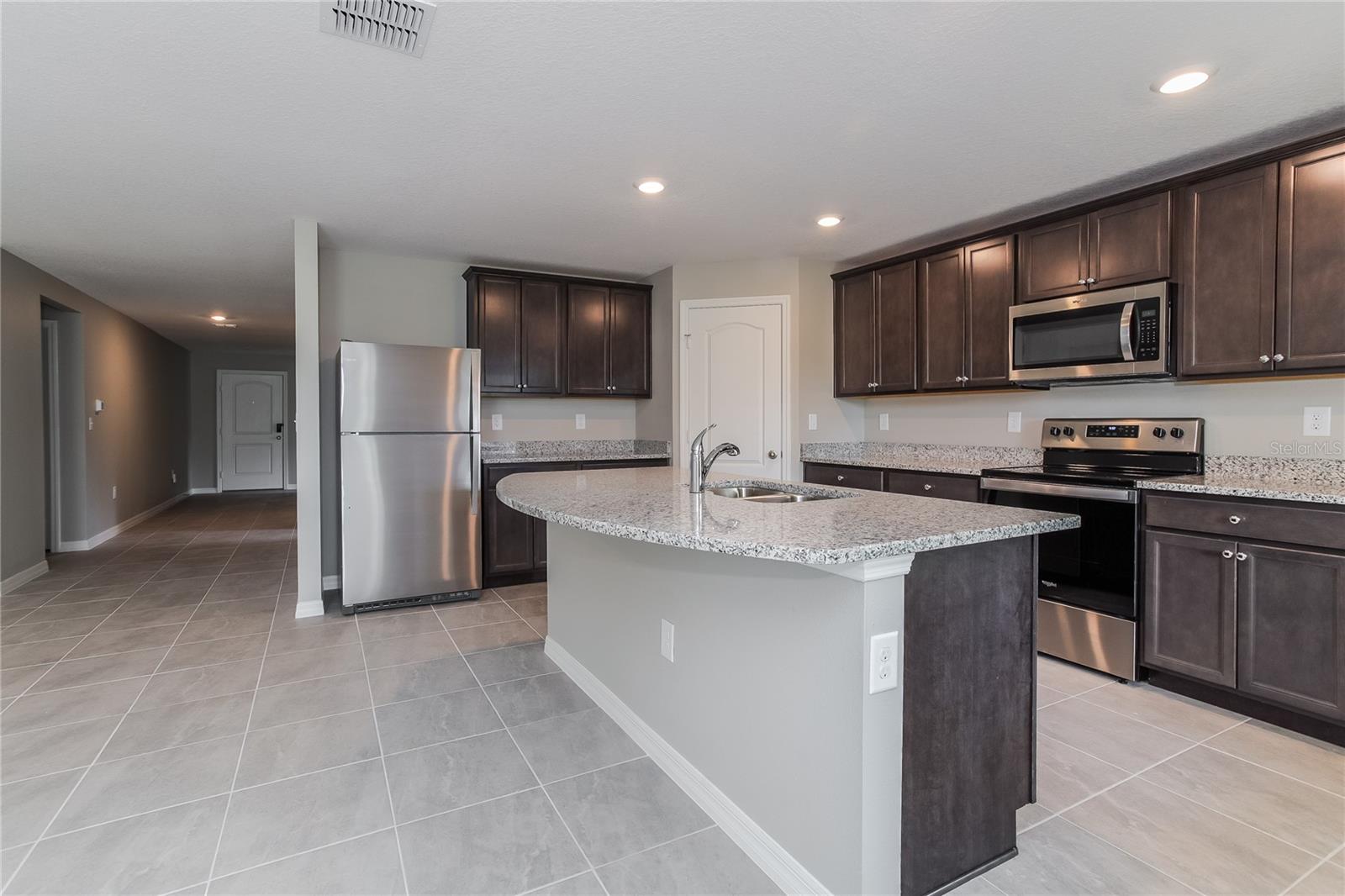 RIDGE AT SWAN LAKE - Residential Lease