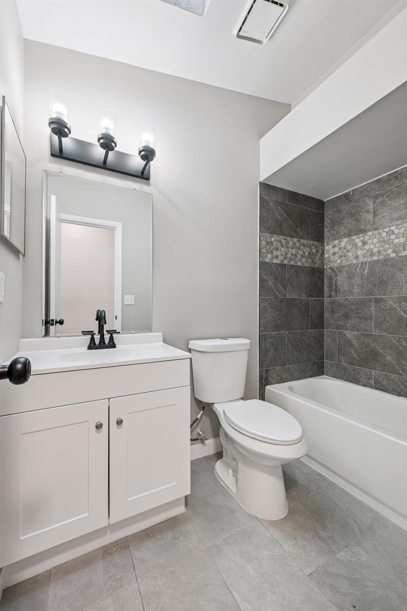 HIAWASSEE LANDINGS - Residential