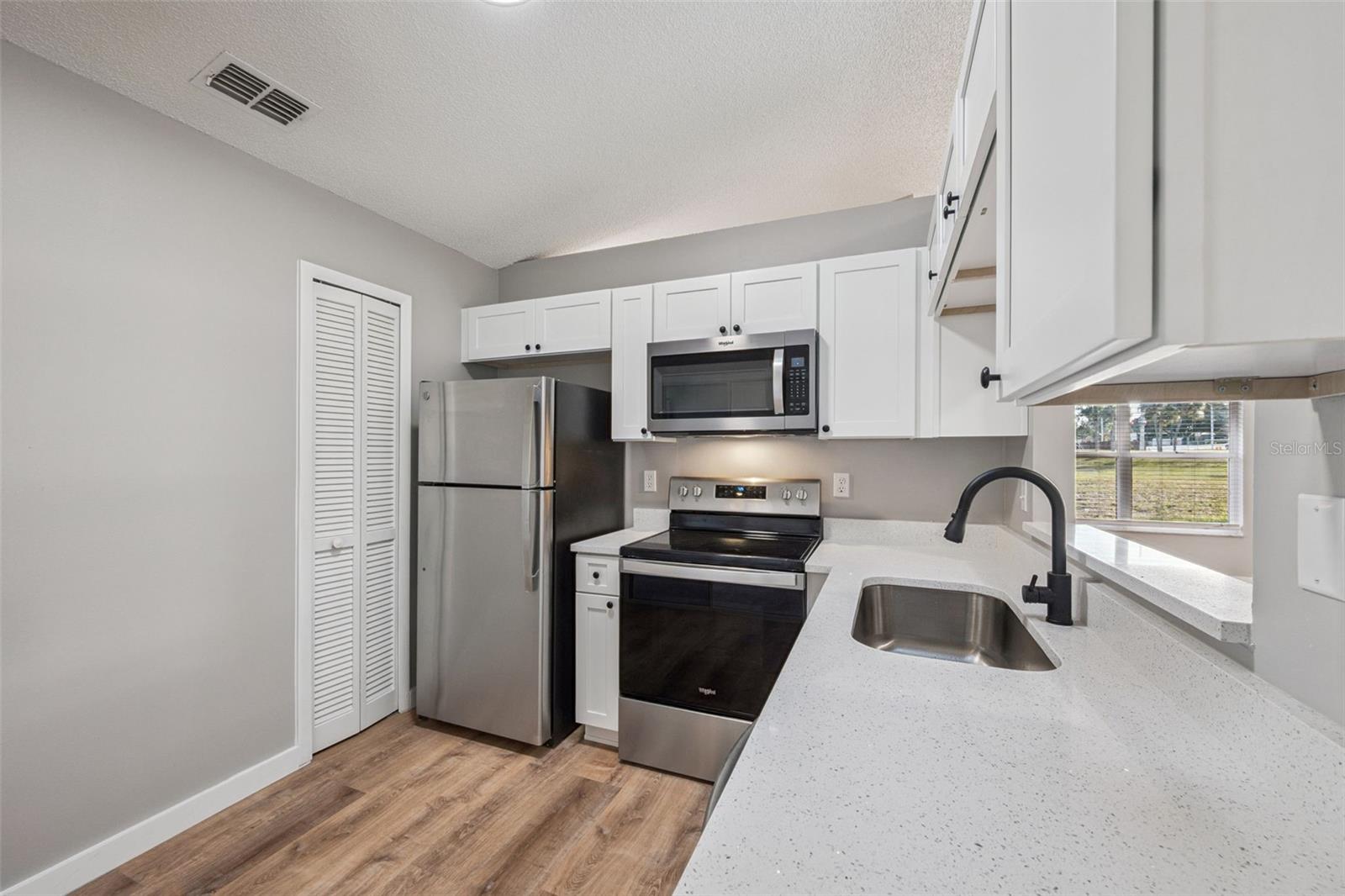 HIAWASSEE LANDINGS - Residential