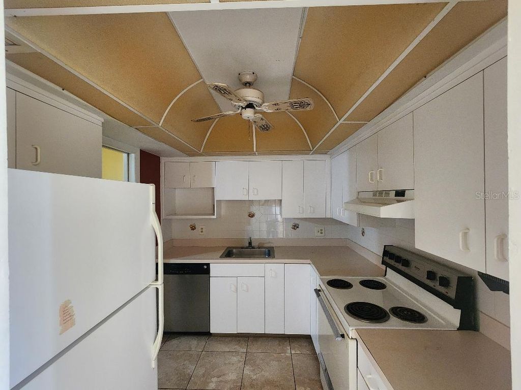 Photo of 1610 58th Avenue S #7, St Petersburg, FL 33712 (MLS # TB8443634)