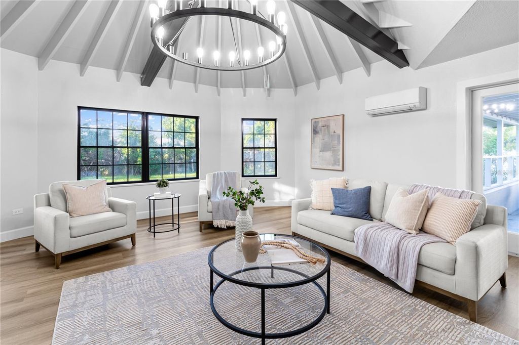 Photo of 2554 68th Avenue S, St Petersburg, FL 33712 (MLS # TB8494302)