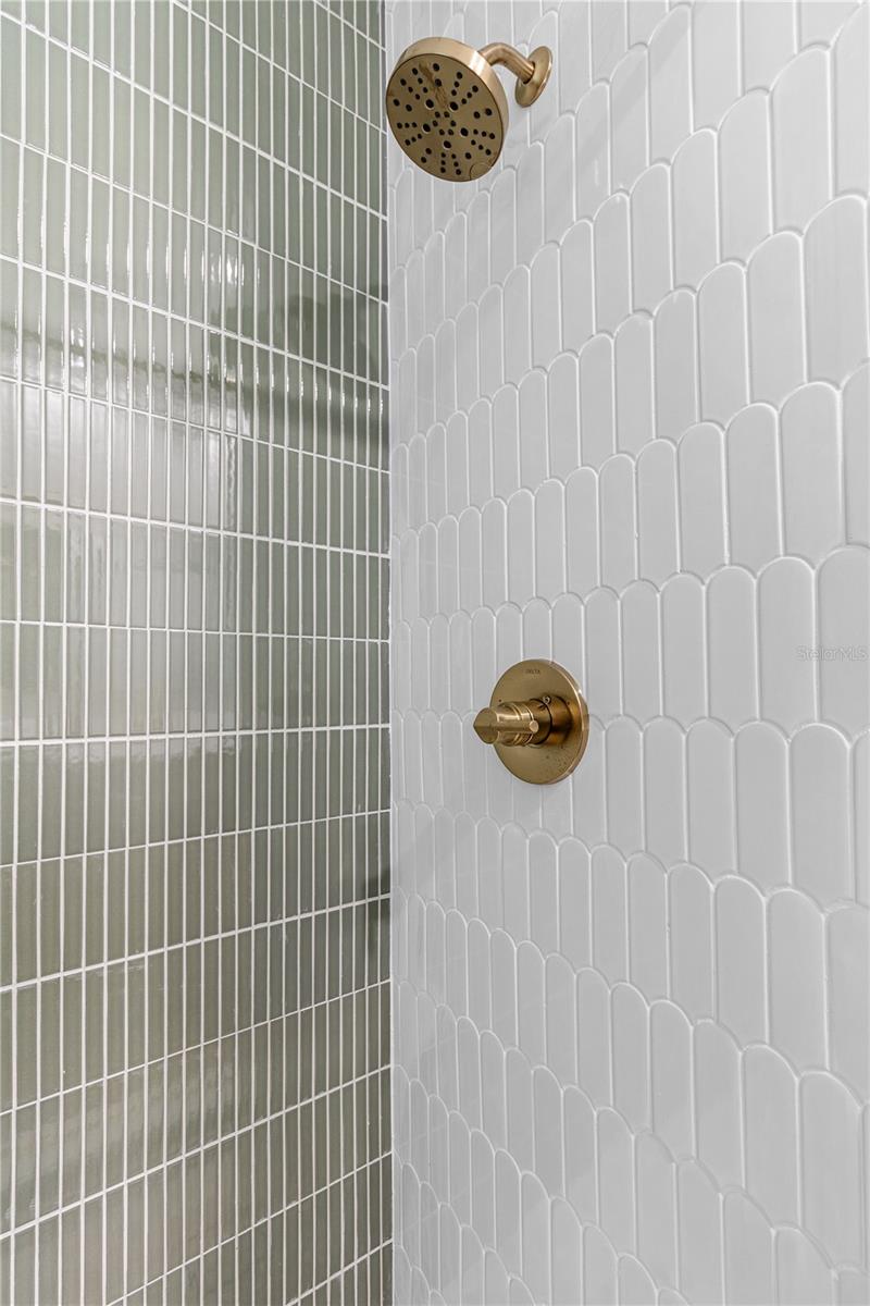 PINELLAS POINT SKYVIEW SHORES 1ST ADD - Residential