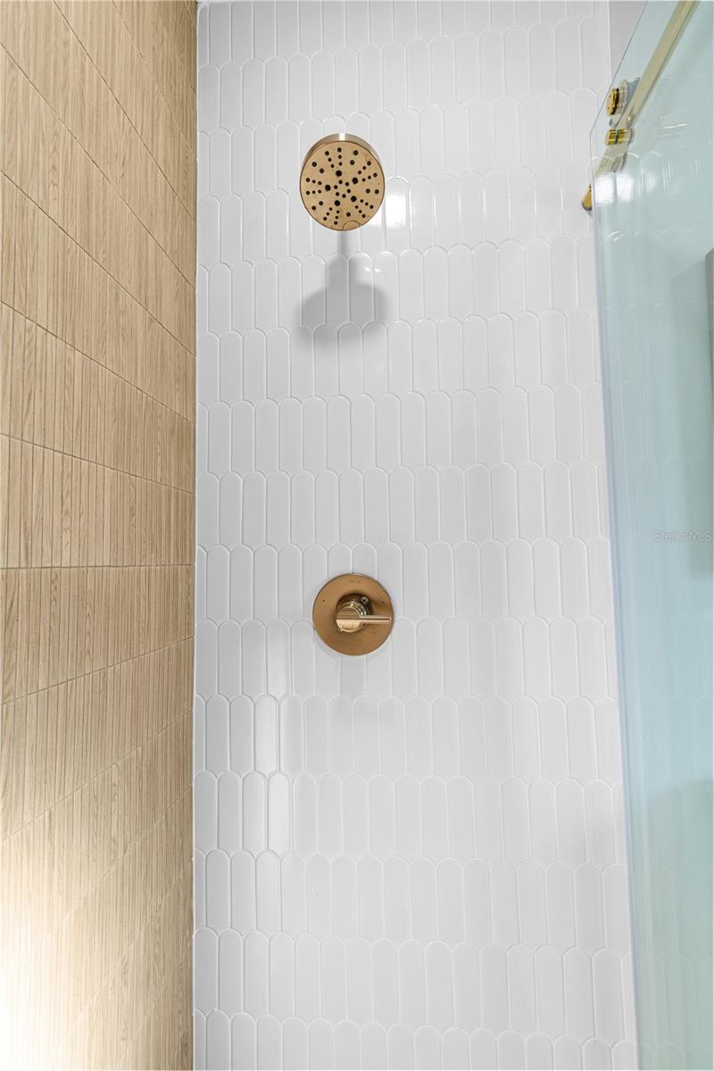 PINELLAS POINT SKYVIEW SHORES 1ST ADD - Residential