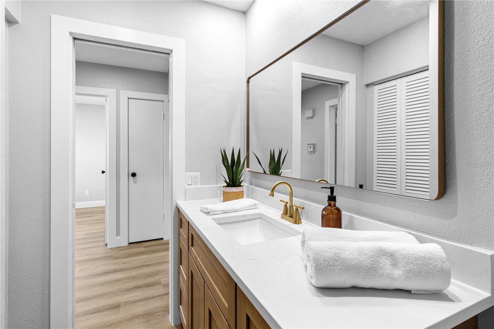 PINELLAS POINT SKYVIEW SHORES 1ST ADD - Residential