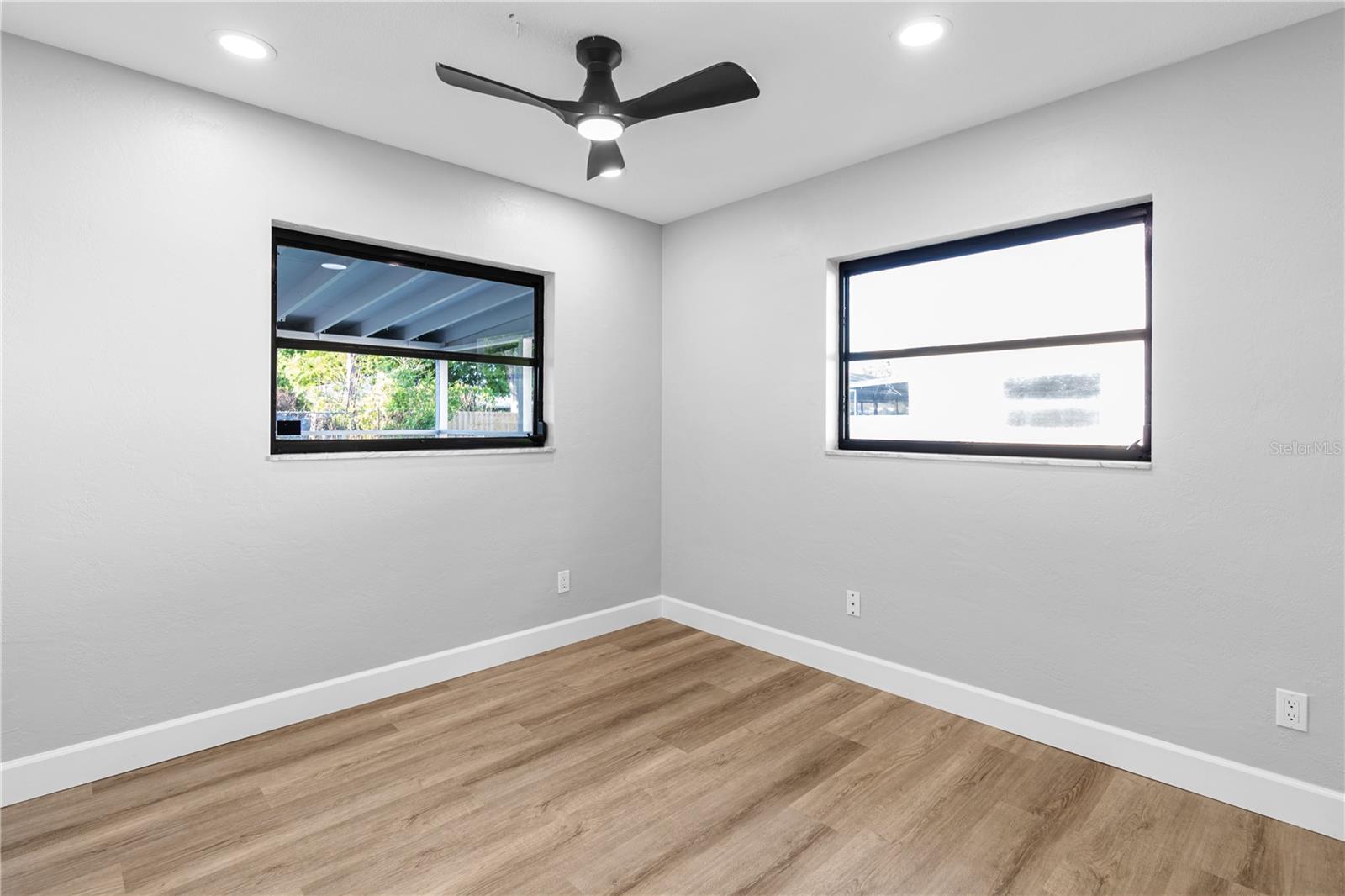 PINELLAS POINT SKYVIEW SHORES 1ST ADD - Residential