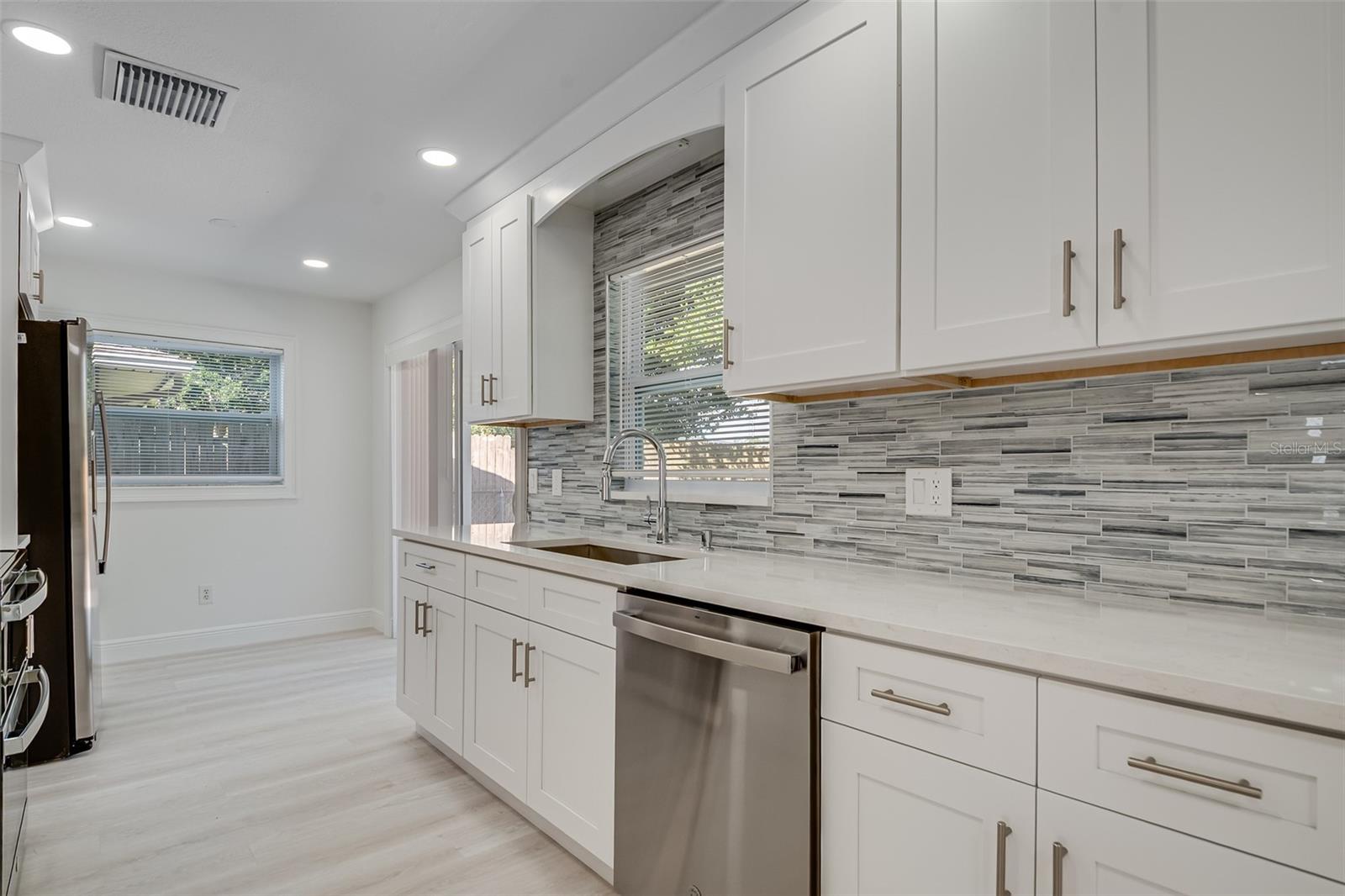 HARBOR PALMS-UNIT THREE - Residential