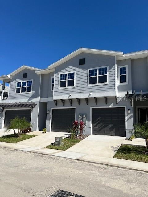 KINGSPORT TWNHMS - Residential Lease