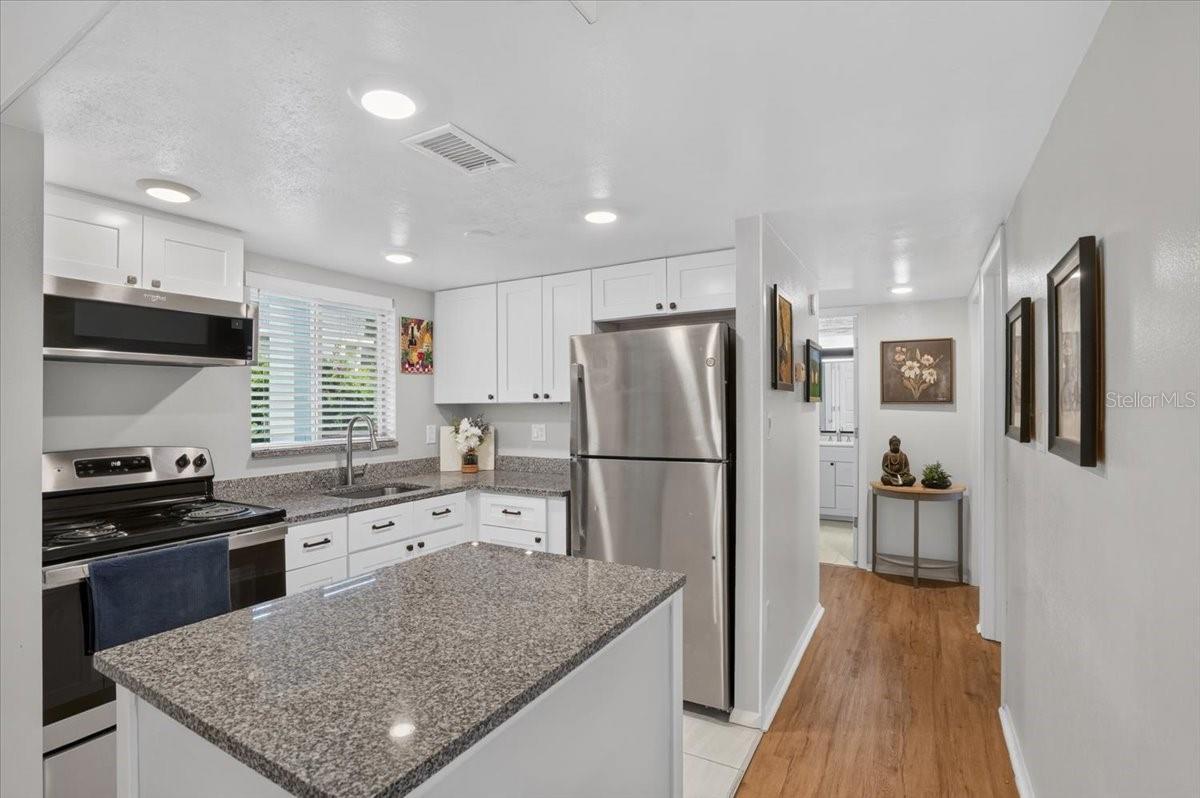 2053 SUNSET DRIVE G3
