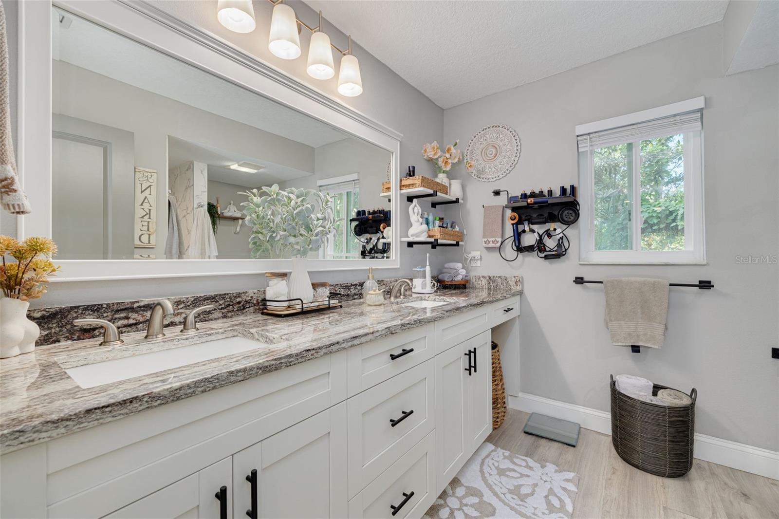 OAK RIDGE - Residential