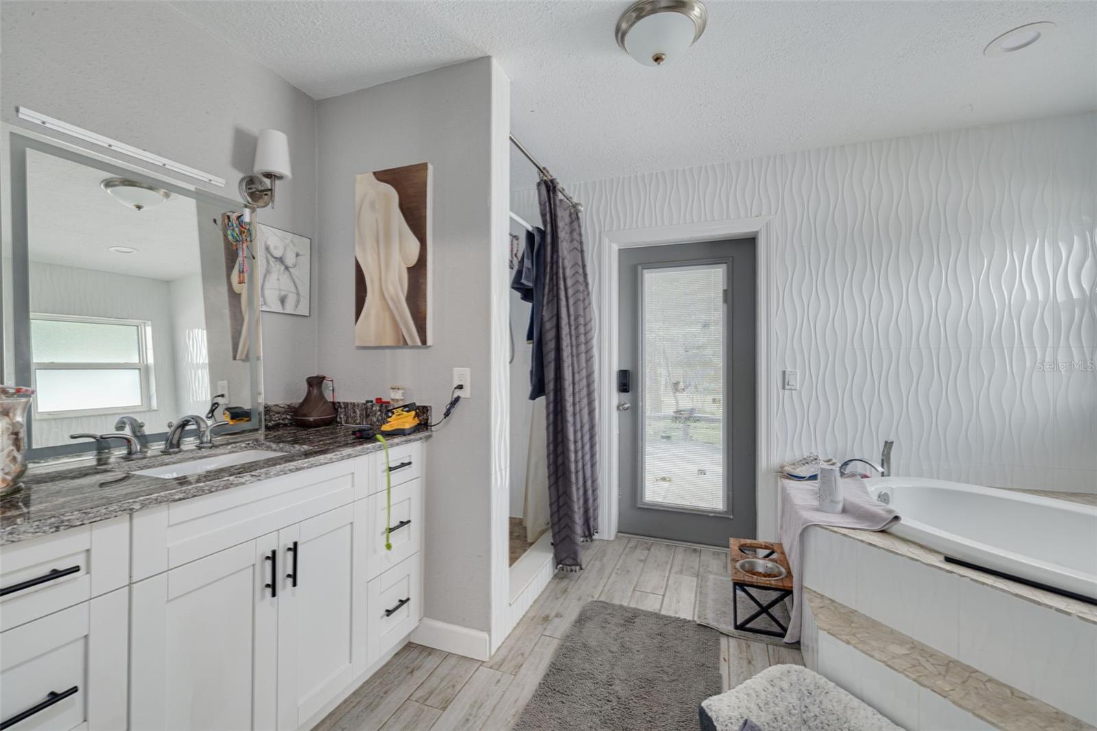 OAK RIDGE - Residential