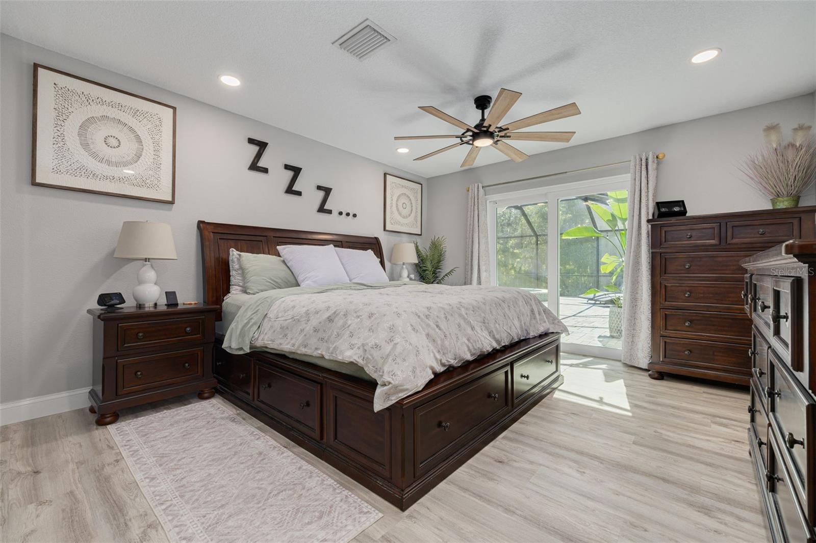 OAK RIDGE - Residential