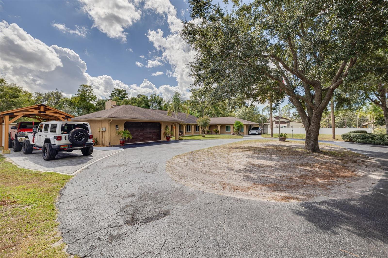 OAK RIDGE - Residential