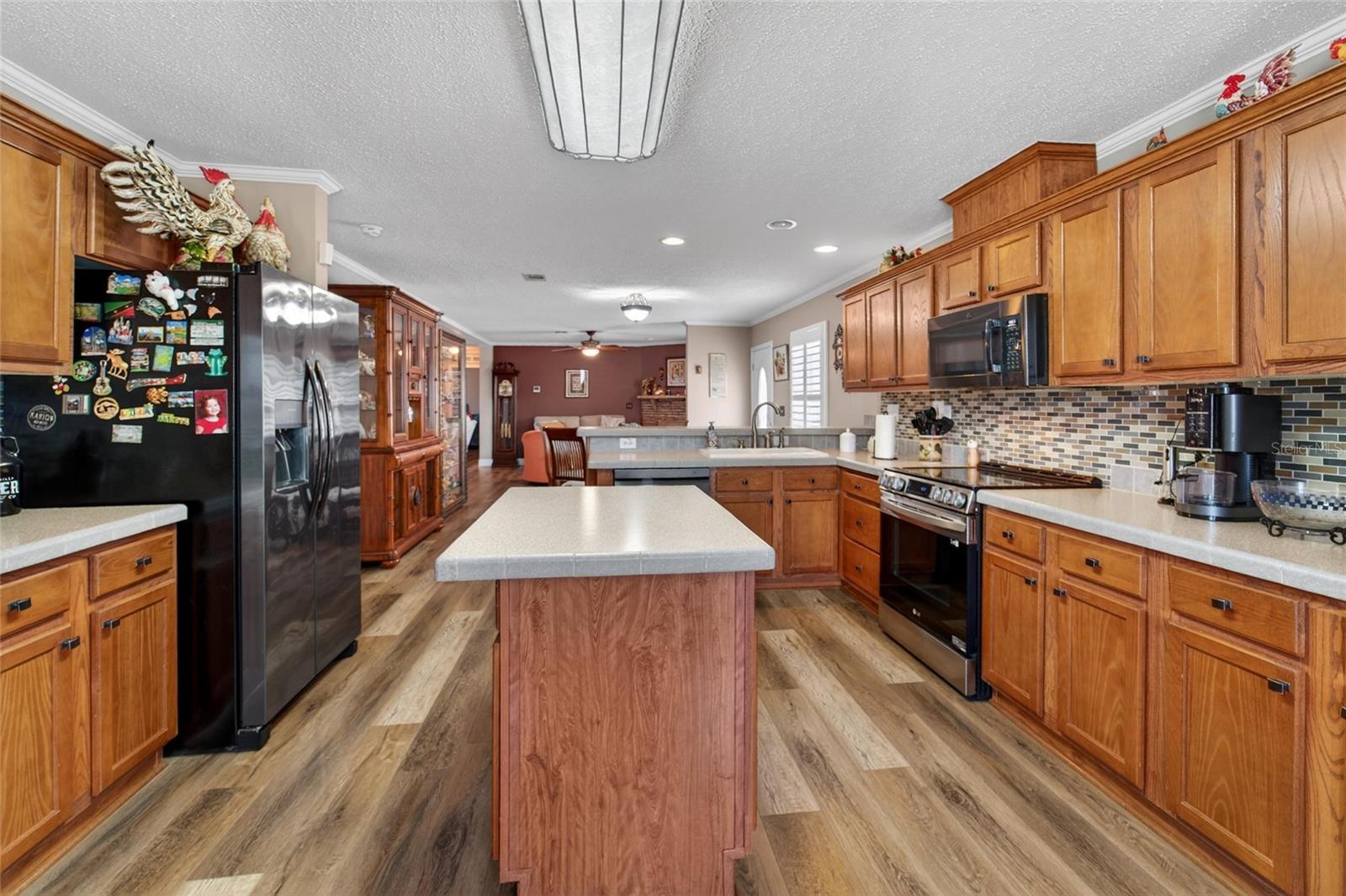10039 STERLING AVENUE