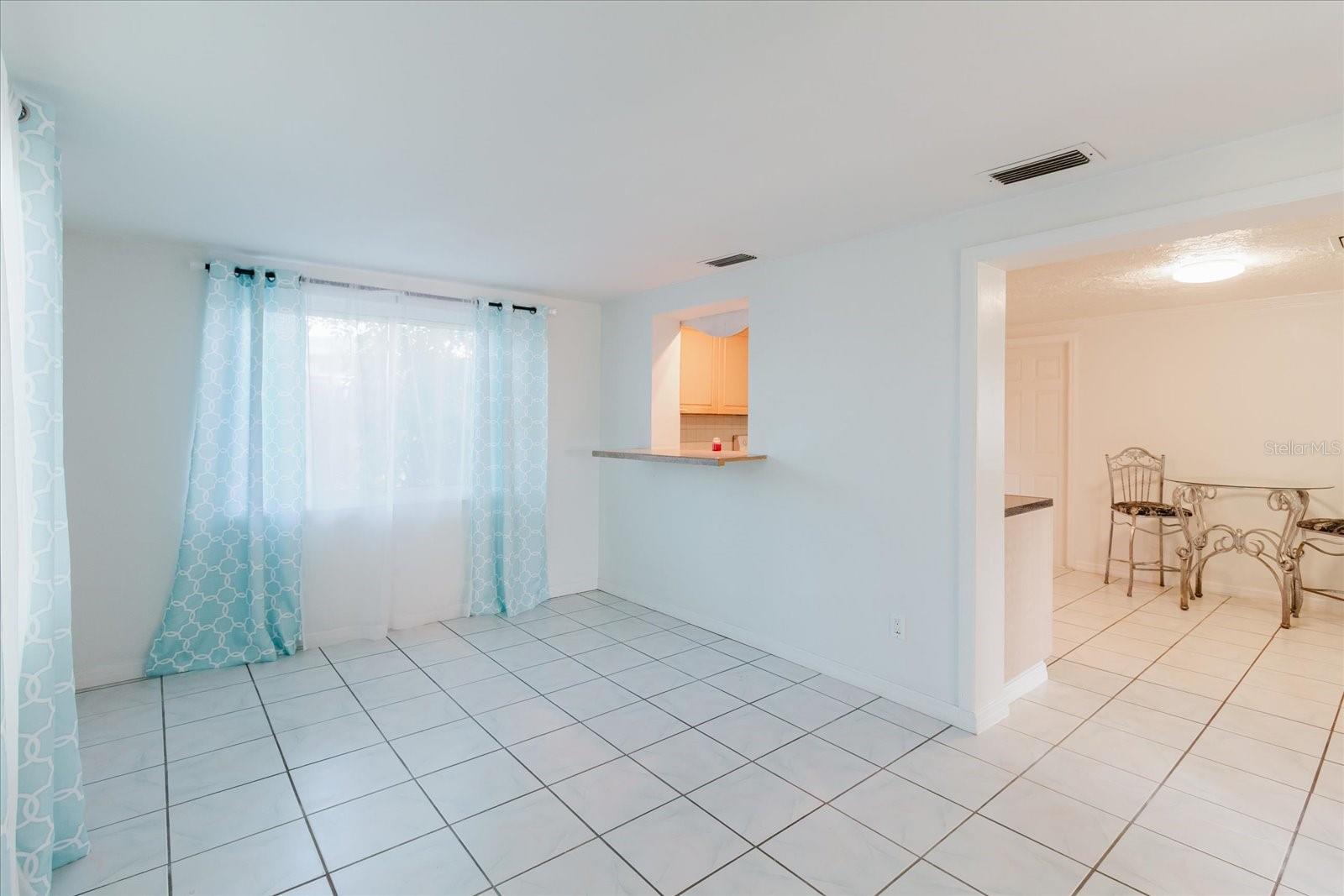 ALOHA GARDENS UNIT 10 PB 11 PGS 80-81 LOT 1135 - Residential