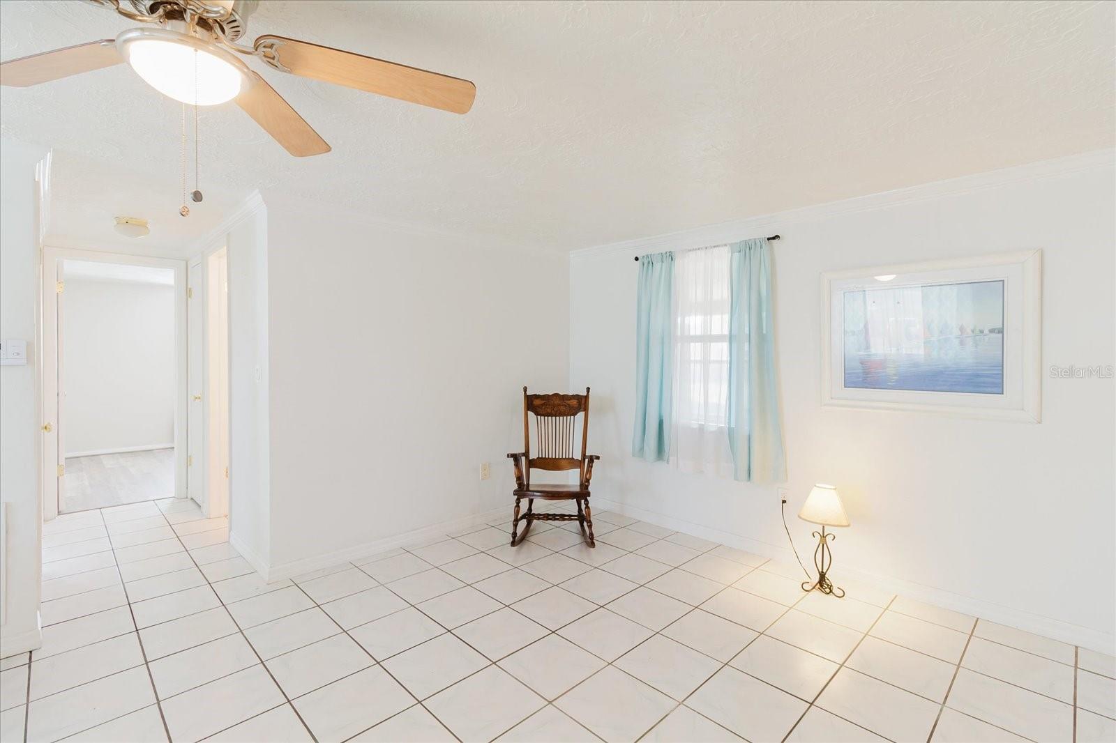 ALOHA GARDENS UNIT 10 PB 11 PGS 80-81 LOT 1135 - Residential