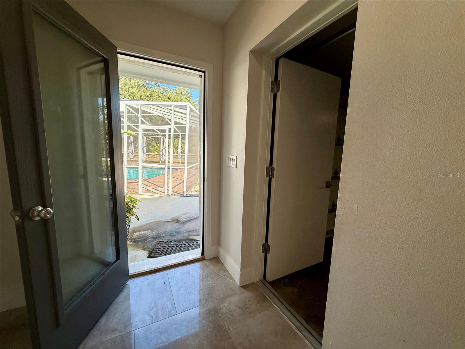 FOREST LAKES - Residential