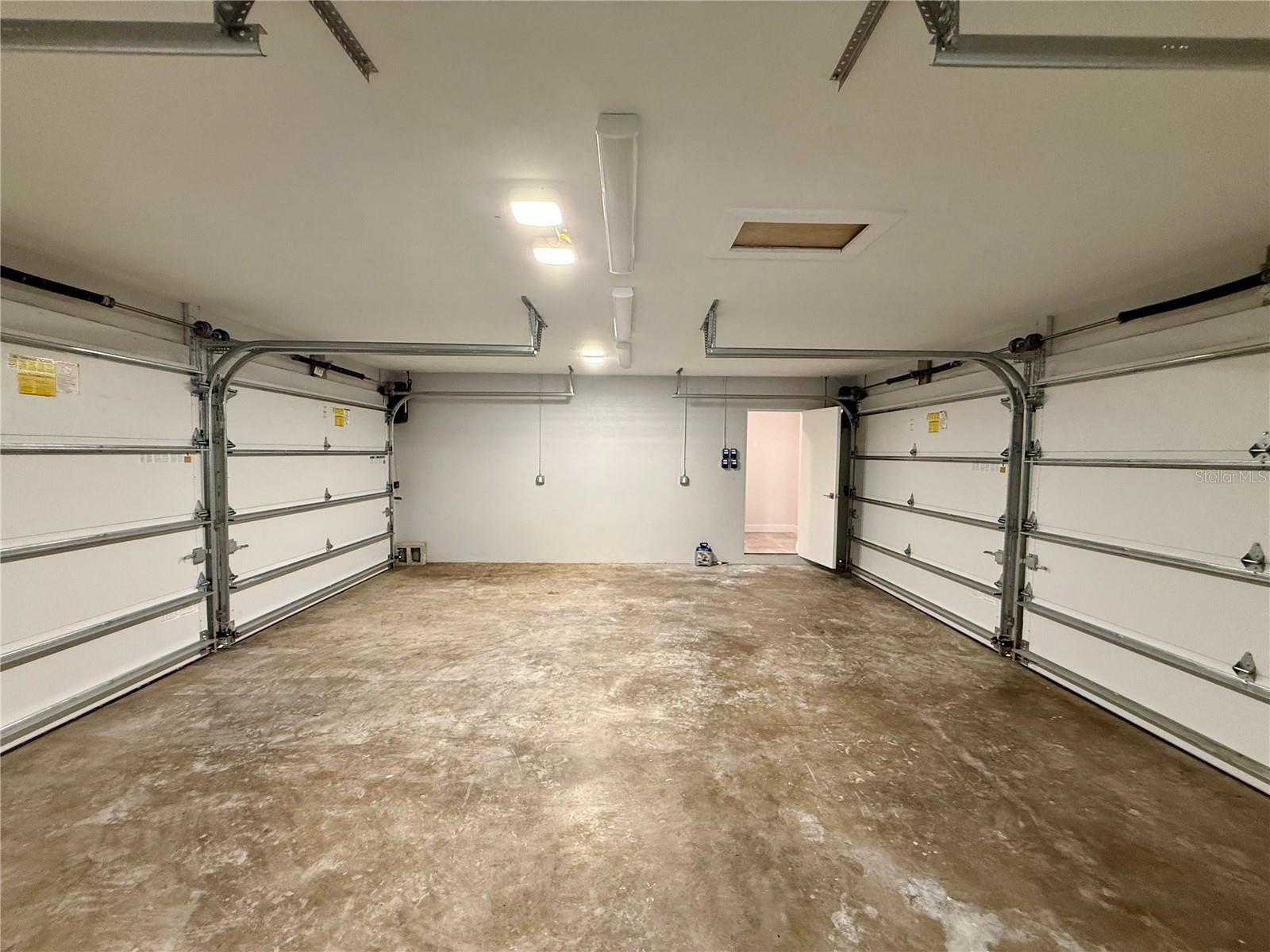 FOREST LAKES - Residential