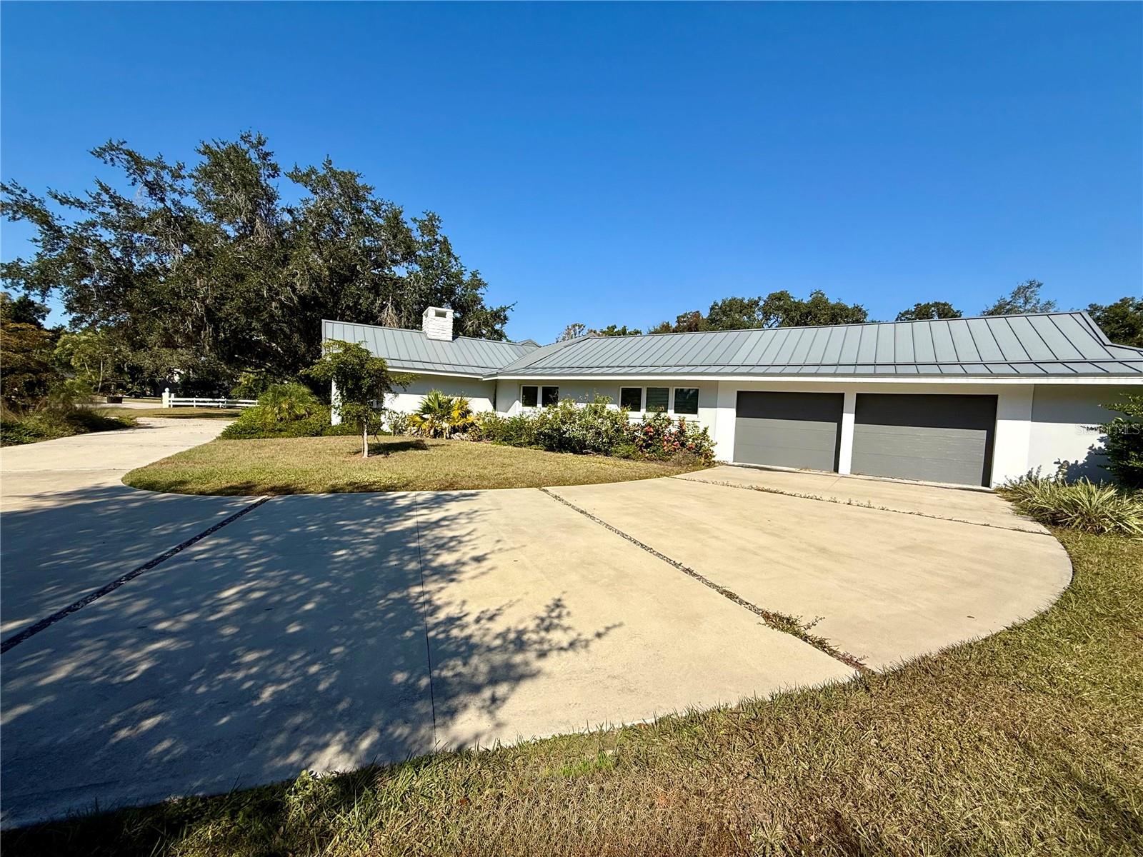 3231 E FOREST LAKE DRIVE