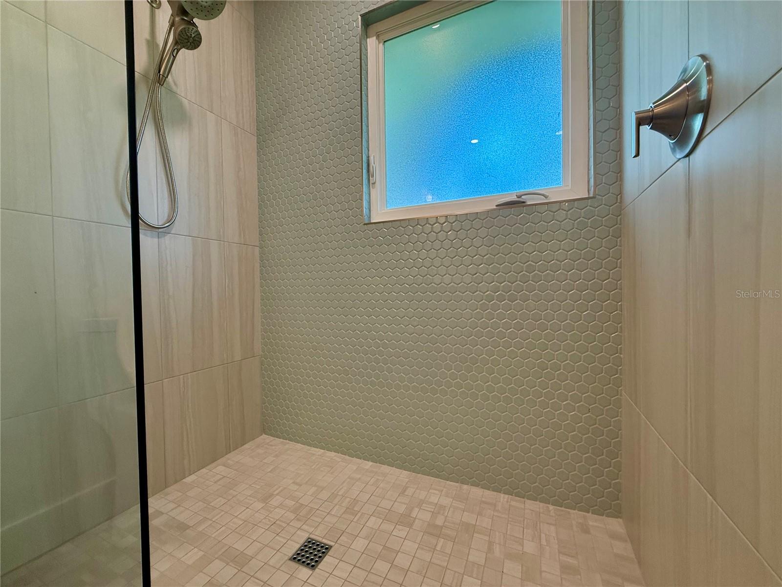 FOREST LAKES - Residential