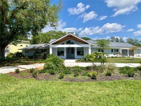 3231 E FOREST LAKE DRIVE SARASOTA FL 34232
