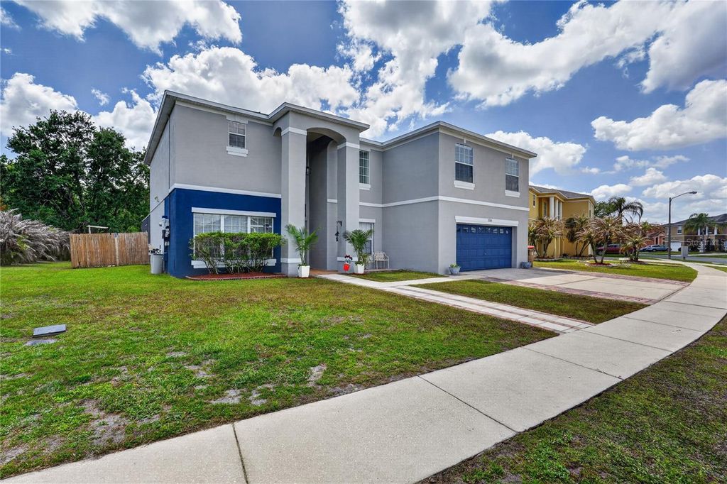 Photo of 2521 Jasmine Trace Drive, Kissimmee, FL 34758 (MLS # S5146483)