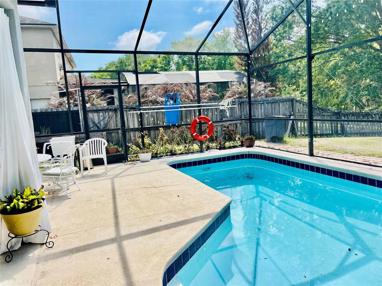 JASMINE POINTE AT CRESCENT LAKES - Residential