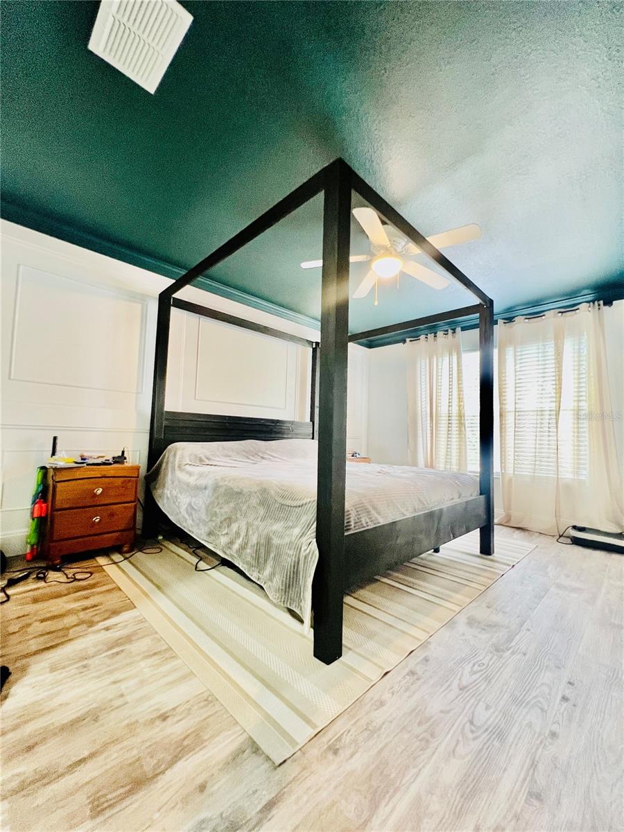 JASMINE POINTE AT CRESCENT LAKES - Residential