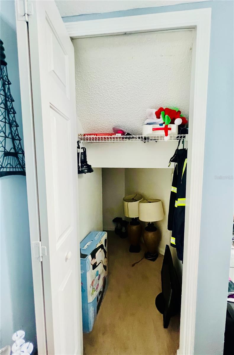 JASMINE POINTE AT CRESCENT LAKES - Residential