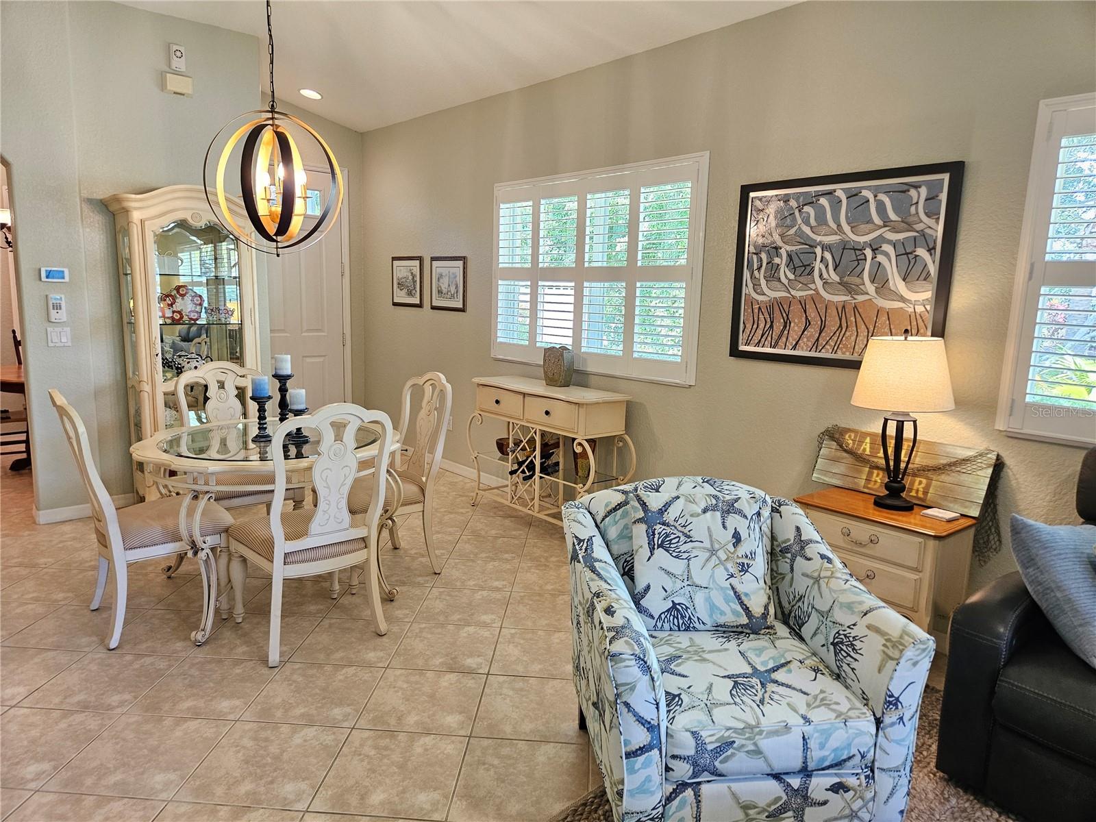 VENETIA PH 5 - Residential Lease