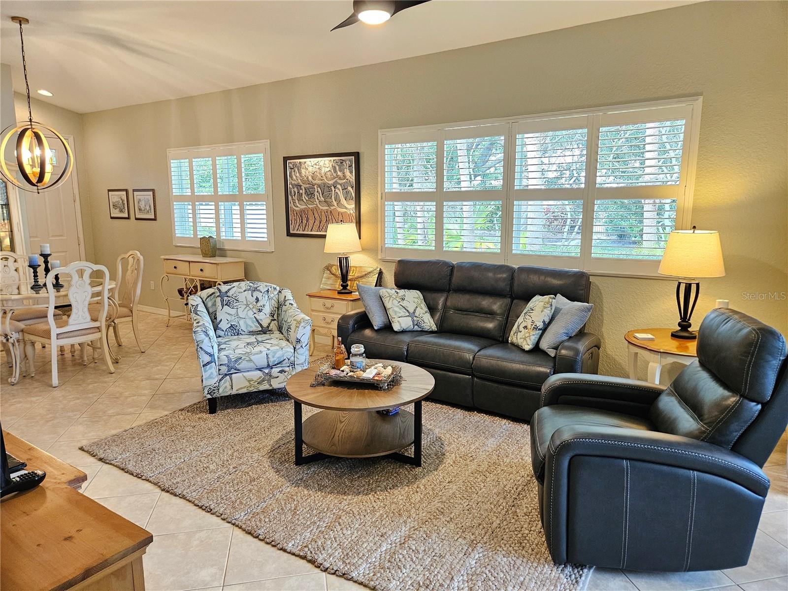 VENETIA PH 5 - Residential Lease